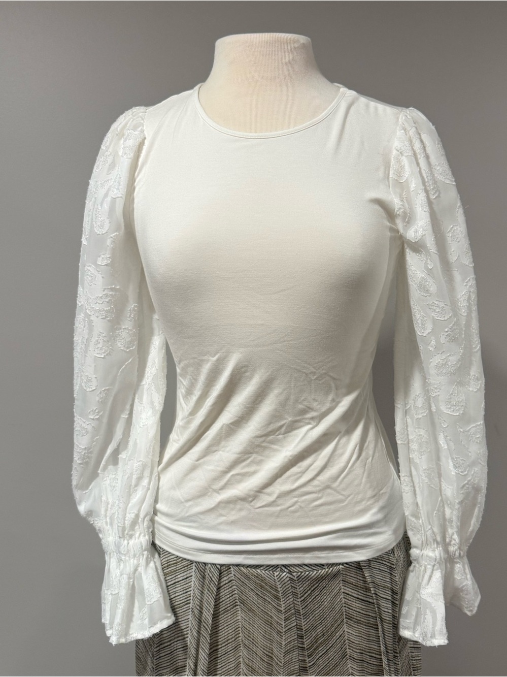 Elie Tahari White Lace Sleeve Top